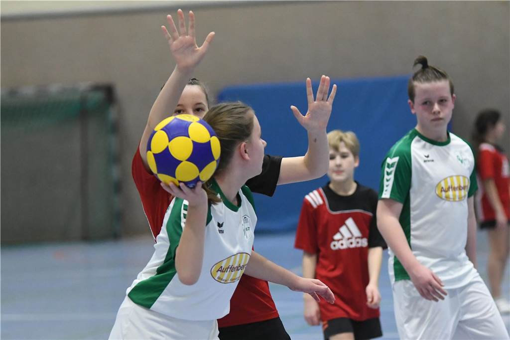 Das C-Jugend-Korfball-Team des HKC Albatros (4.) aus Henrichenburg überholte durch einen 6:5-Sieg im direkten Duell den KC Grün-Weiß (5.) aus Ickern.