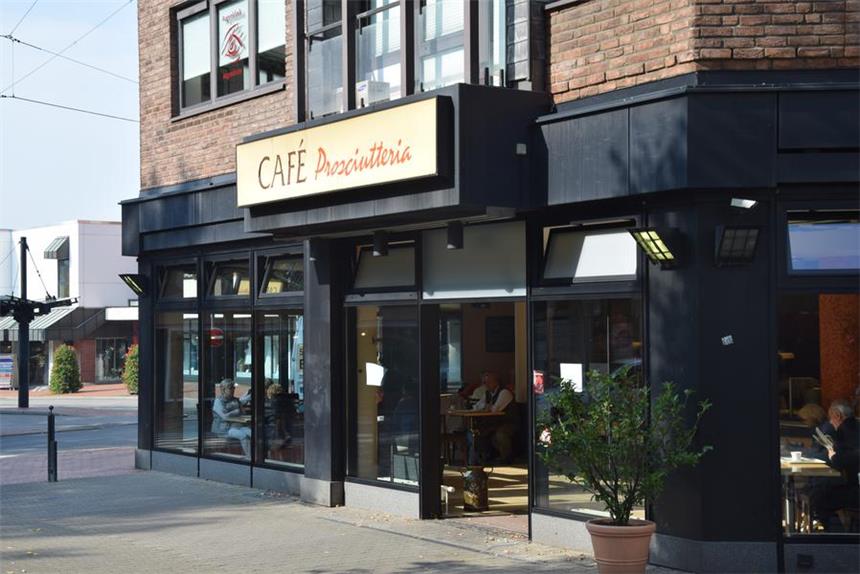 Café Prosciutteria am Münsterplatz schließt Das Café Prosciutteria am Münsterplatz schließt in knapp zwei Wochen. Lange leer bleiben soll es aber nicht.