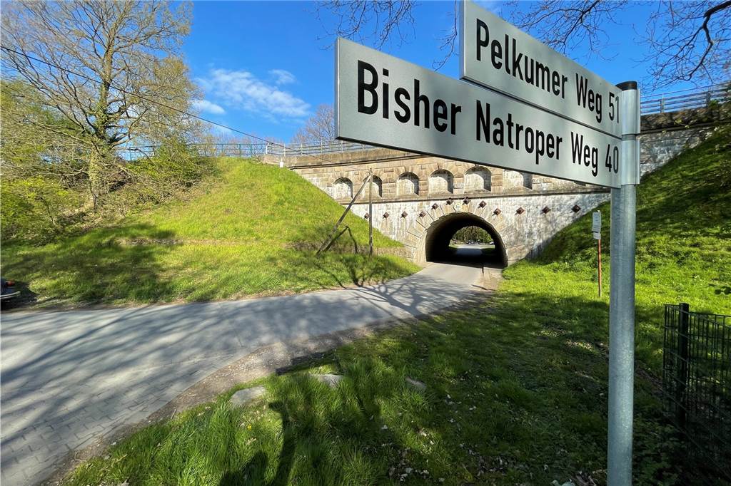 Hier wird der Oster-Spaziergang im Kreis Recklinghausen zum Hit Das Dattelner Meer ist ein Ausflugstipp für Familien. Vor allem kleinere Kinder werden ihre Freude daran haben, die Boote und die Schleusenkammern zu beobachten.