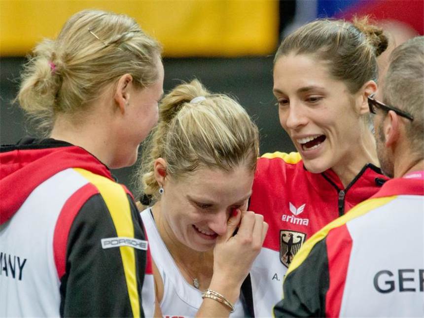 Fed-Cup-Team erhält goldene Ehrennadel des DTB Das deutsche Fed-Cup-Team hatte das Finale gegen Tschechien verloren. Foto: Daniel Karmann