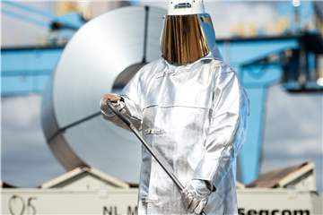 Das Duisburger Grobblechwerk des angeschlagenen Stahlkonzerns Thyssenkrupp mit rund 800 Beschäftigten steht vor dem Aus.