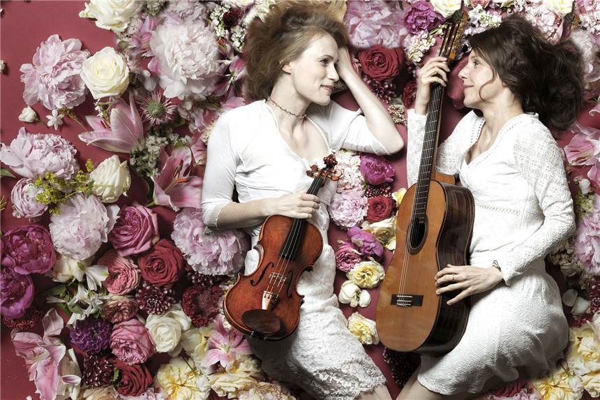 Online-Konzert des KuK - ein Genuss für Liebhaber sinnlicher Klänge Das Duo Aciano spielt aus dem Katalog der großen Popklassiker.