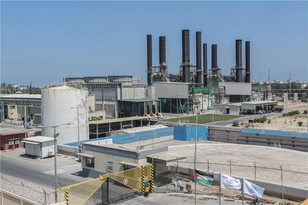 Krieg in Israel: Auswärtiges Amt: Evakuierungsflüge aus Israel Donnerstag und Freitag Das einzige Kraftwerk im Gazastreifen ist nach Angaben der palästinensischen Elektrizitätsgesellschaft wegen Treibstoffmangels abgeschaltet worden.