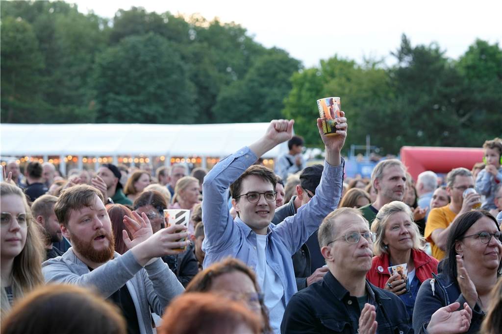 Das EM-Programm im Westfalenpark endete am Samstag (13.7.) unter anderem mit "Die Fantatischen Vier" und Alice Merton. Das Publikum hatte dabei viel Spaß.