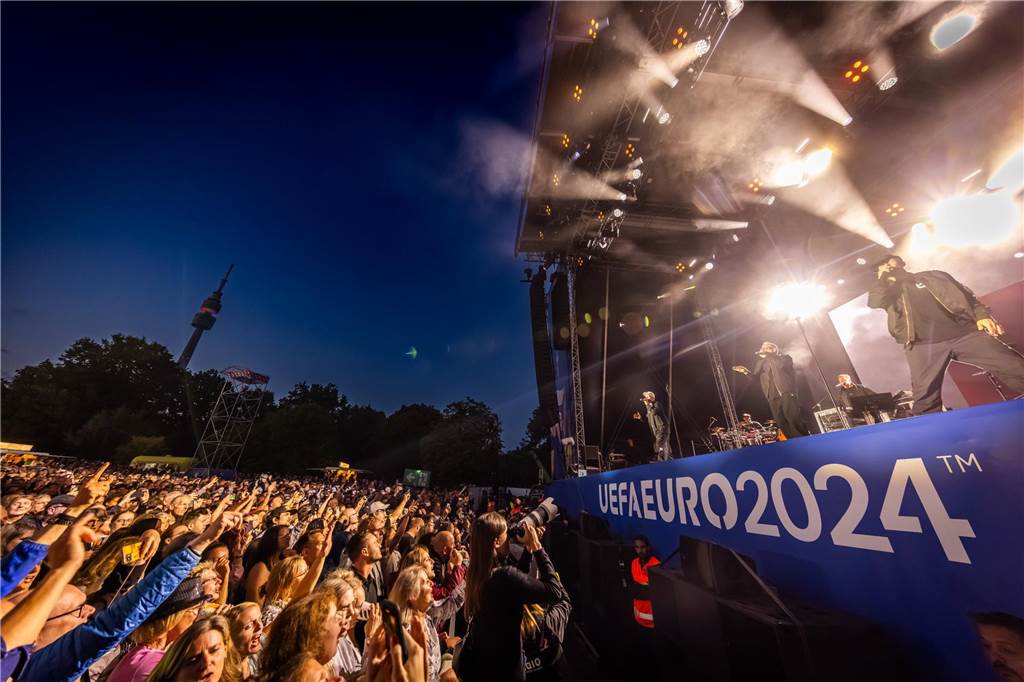 Das EM-Programm im Westfalenpark endete am Samstag (13.7.) unter anderem mit „Die Fantatischen Vier“ und Alice Merton. Das Publikum hatte dabei viel Spaß.