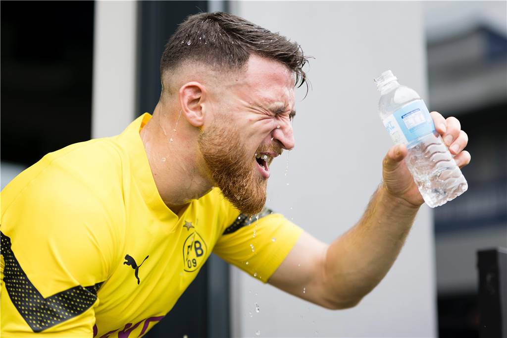Das erste BVB-Training in Singapur.