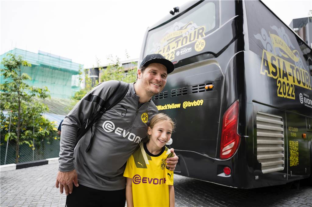 Das erste BVB-Training in Singapur.
