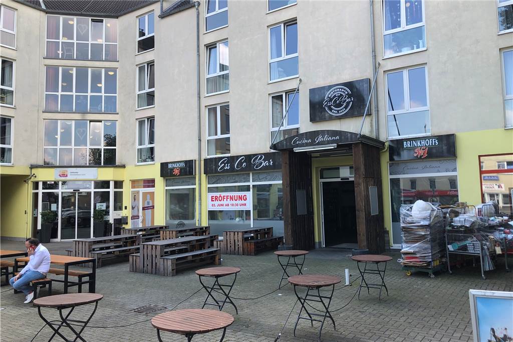 Neues Restaurant in Wickede: Nachfolger von „La Vida“ hat eröffnet Das "EssCoBar" im Herzen Wickedes hat auch einen großen Außenbereich