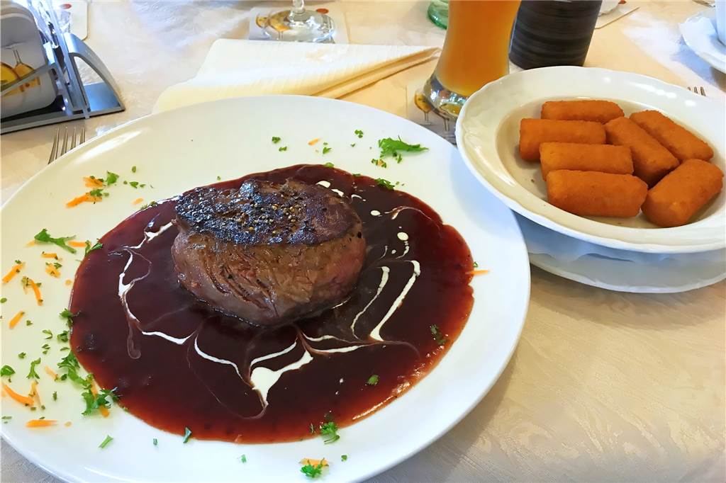 Das Filetsteak "El Paso" mit Rotweinsauce