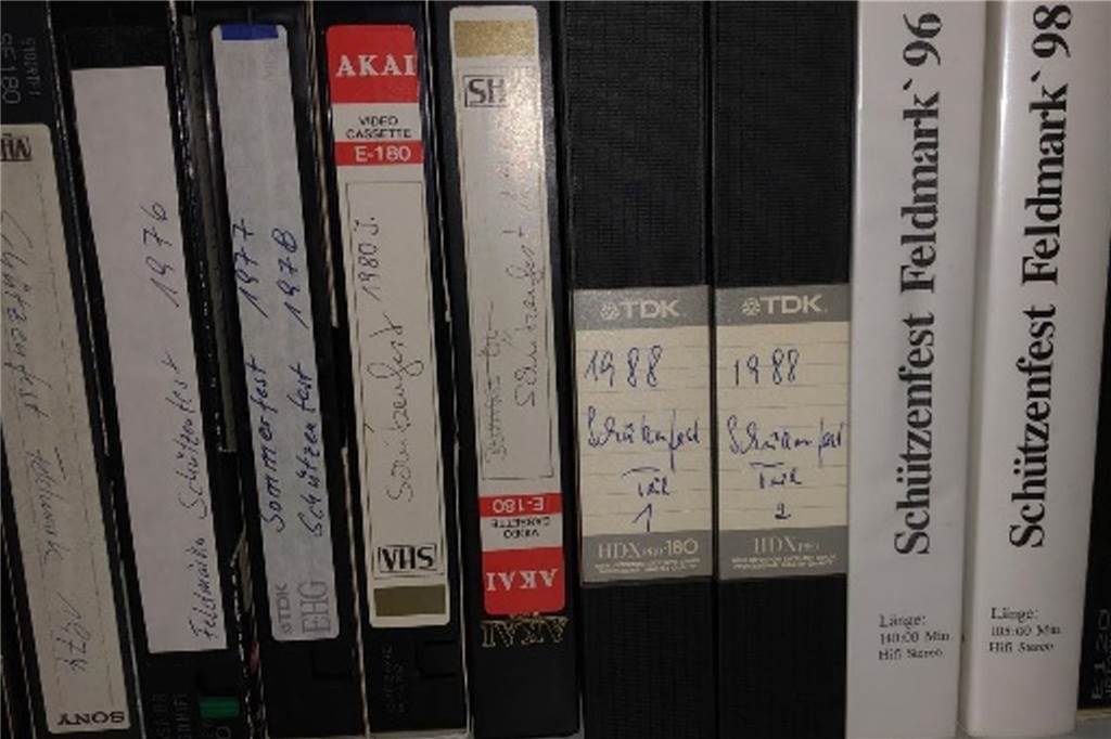 Alte Schützenfest-Filme aus Dorsten erstmalig öffentlich zu sehen Das Filmmaterial war zum Teil jahrzehntelang in einem Schrank verstaut.