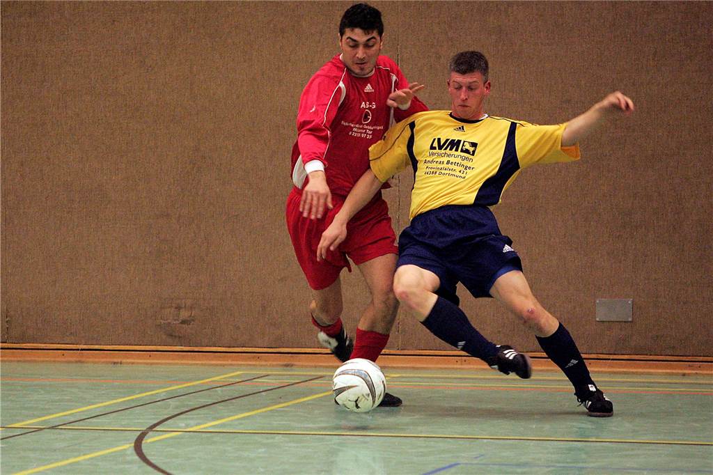 Das Finale 2006 war ein Krimi und endete mit einem 6:4 (4:4/2:4) nach Verlängerung für den SV Yeni Genclik gegen die Spvg Schwerin.