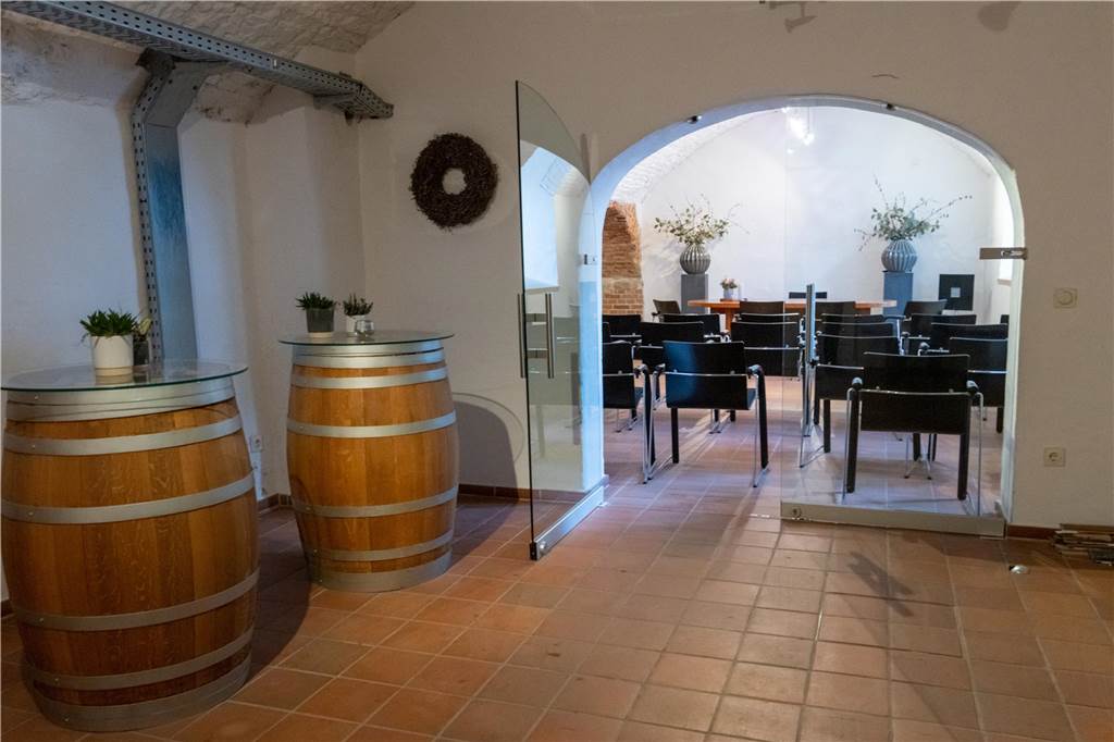 Gewölbekeller oder Bauernhausmuesum: Hier kann in Vreden überall geheiratet werden Das freundliche eingerichtete Trauzimmer befindet sich im historischen Gewölbekeller.