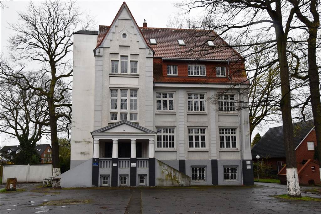 Ungewisse Zukunft Horst Loddoch (88) kämpft für alte Pestalozzischule Das Gebäude hat im Laufe der Jahrzehnte verschiedene Nutzungen erfahren. Für Loddoch und Coers gehört es einfach zu Lünen-Süd.