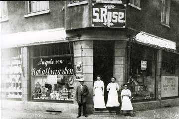 Das Geschäft der Familie Rose am Knappenweg 38.