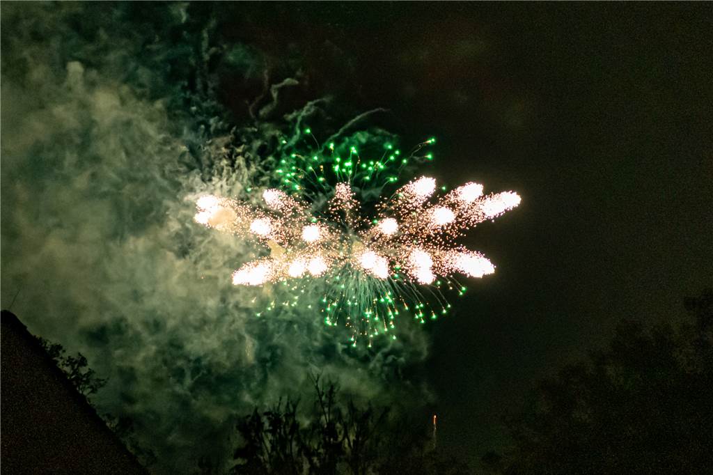 Das große Brilliant-Feuerwerk am Montag auf Sim-Jü.