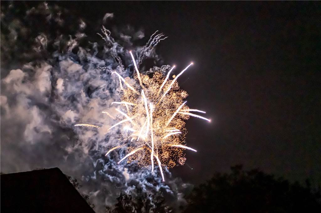 Das große Brilliant-Feuerwerk am Montag auf Sim-Jü.