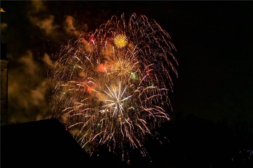 Das große Brilliant-Feuerwerk am Montag auf Sim-Jü.