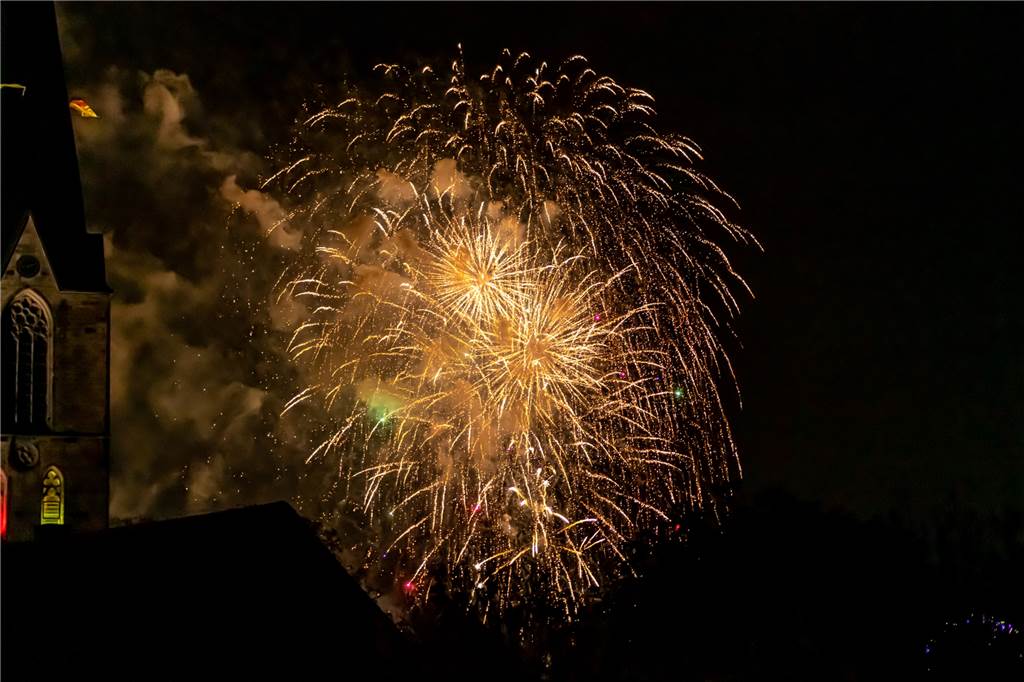Das große Brilliant-Feuerwerk am Montag auf Sim-Jü.