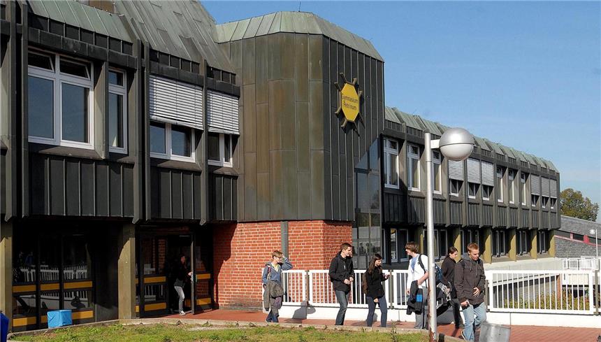 Petrinum-Sanierung bedarf "sorgfältiger Prüfung" Das Gymnasium Petrinum in Dorsten.