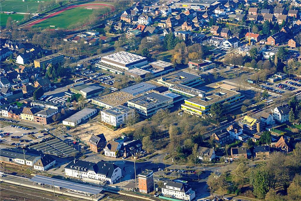 Bau neuer Klassenräume verzögert sich: Ab Februar soll es losgehen Halterner Schulzentrum von oben