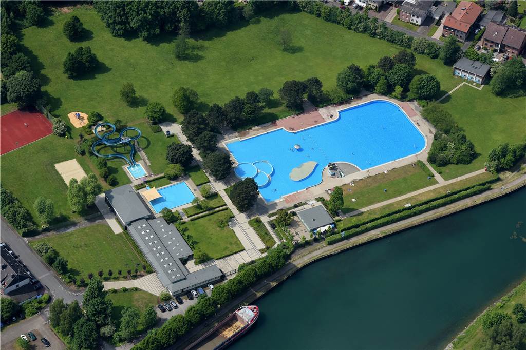 Wiedereröffnungs-Plan erwischt Bäder in Dortmund völlig unvorbereitet Das Hardenberg-Freibad in Deusen ist eines von vier Freibädern der Sportwelt Dortmund gGmbH.