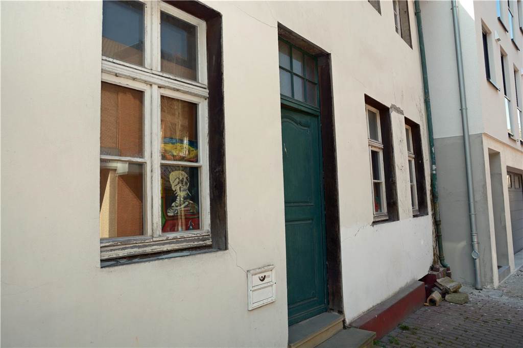 Erinnerung an Holocaust-Opfer: Clemens Overmann kämpft weiter für Aufklärung Das Haus der Familie Salomon an der Burgstraße verfällt schon seit mehreren Jahren.