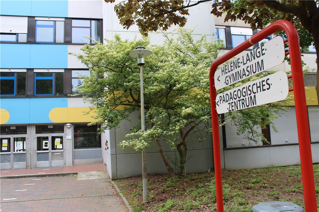 Helene-Lange-Gymnasium, Am Hombruchsfeld in Hombruch