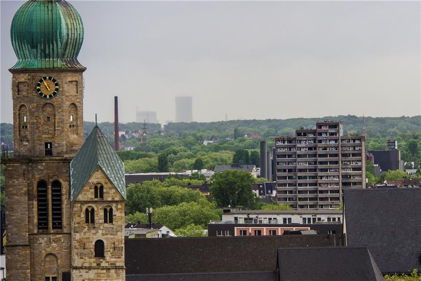Wie aus der Kielstraße 26 ein Geisterhaus wurde Das heruntergekommene Hochhaus an der Kielstraße 26 ist ein Schandfleck in der Skyline der Innenstadt.