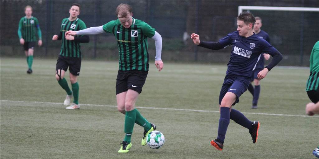 90 Minuten Aufstiegskampf live: PSV Bork gewinnt das Derby gegen GS Cappenberg II Das Hinspiel beim PSV Bork entschieden Henrik Telgmann (l.) und GS Cappenberg gegen Lukas Dorschner und Co. für sich.