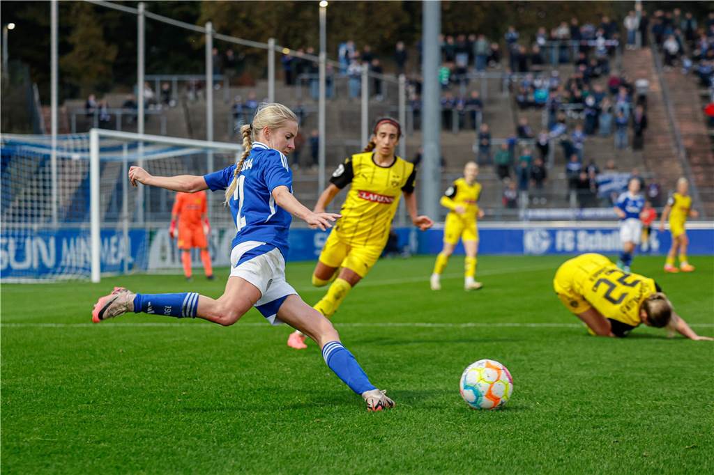 Das Hinspiel im Parkstadion zwischen Schalke und Dortmund endete 0:0.