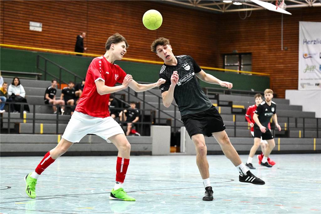 Das Hobbyturnier der IGF Haltern hat das Jahr 2025 fußballerisch eröffnet. Mit dabei waren viele bekannte Gesichter aus der Stadt. Im Finale setzte sich Alemania Haltern 47 gegen Brilon Wald knapp mit 1:0 durch.