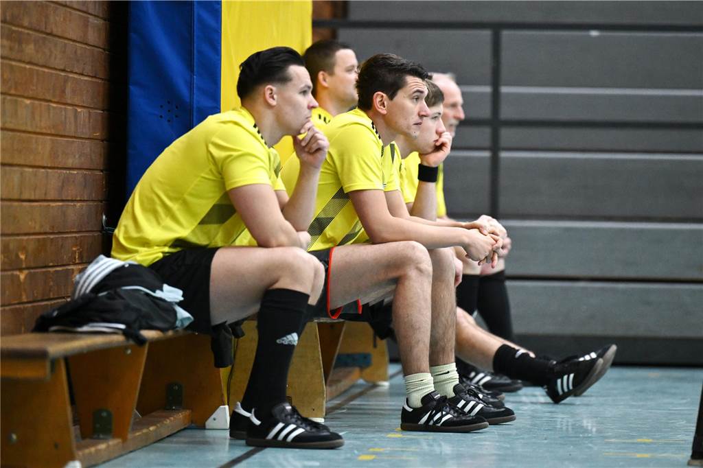 Das Hobbyturnier der IGF Haltern hat das Jahr 2025 fußballerisch eröffnet. Mit dabei waren viele bekannte Gesichter aus der Stadt. Im Finale setzte sich Alemania Haltern 47 gegen Brilon Wald knapp mit 1:0 durch.