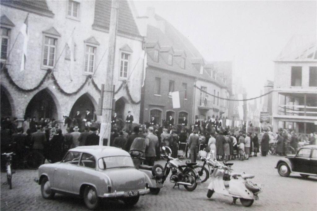 Einweihung der Laurentius-Kirche