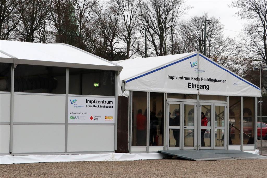 Impftermin ja, Impfung nein: Castrop-Rauxelerinnen sind stinkesauer Das Impfzentrum in Recklinghausen. Hier wurden Christel Sperz sowie Doris Stabenau und deren Mann wieder nach Hause geschickt.
