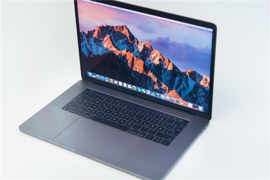 So funktioniert Apples Serviceprogramm für das Mac-Keyboard Das in neueren MacBooks verbaute Butterfly-Keyboard ist besonders flach - offenbar aber auch manchmal störanfällig. Foto: Sebastian Gollnow
