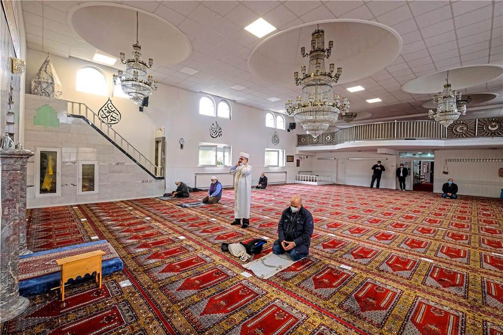 Eine Innenaufnahme der DITIB-Moschee in Recklinghausen.