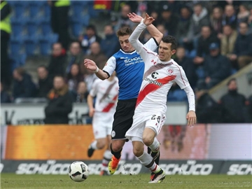 Das Kellerduell zwischen Bielefeld und St. Pauli bleib ohne Sieger. Foto: Friso Gentsch