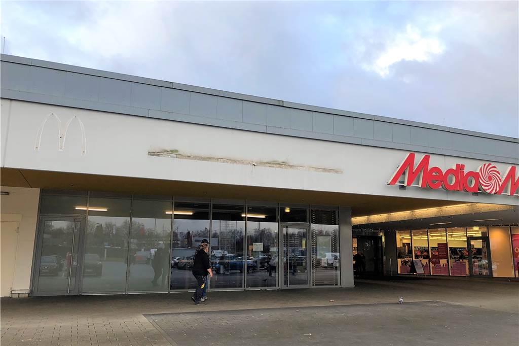 McDonald’s gibt Restaurant am Indupark Dortmund auf Das kleine Satelliten-Restaurant der Fastfood-Kette Mc Donald's bleibt dauerhaft geschlossen.
