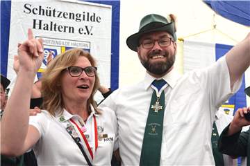 Das Königspaar Astrid Stein Heino Albrink blickt weiterhin zuversichtlich in die Zukunft und will seine Regentschaft nach der Corona-Pandemie richtig auskosten.