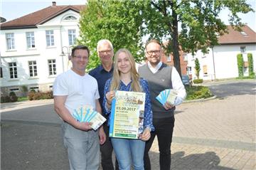 Das Konzept des Borker Sonntags steht. Andreas Langhammer (v.l.), Jürgen Suer und Carola Sobbe (beide Agentur daSuer) sowie André Brüse freuen sich auf die Veranstaltung.