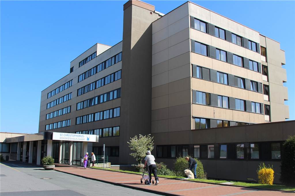 Krankenhaus in Werne: Von der kleinen Kapelle zur großen Klinik Das Krankenhaus St. Christophorus steht heute in unmittelbarer Nähe zum Werner Stadtwald.