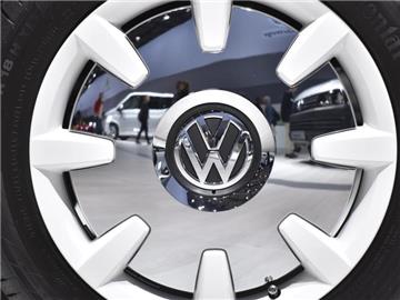 Das Land Niedersachsen als wichtiger VW-Anteilseigner stellt sich demonstrativ hinter Arbeitnehmervertretung und VW-Spitze. Foto: Ole Spata