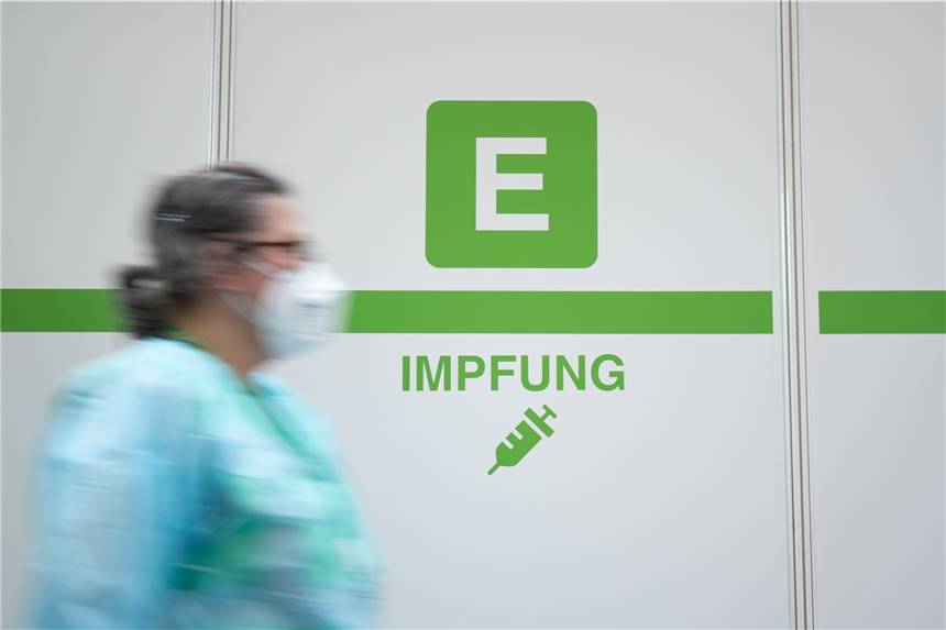 NRW stoppt Astrazeneca-Impfungen für Menschen unter 60 Jahren Das Land stoppt Impfungen mit dem Vakzin von Astrazeneca für Menschen unter 60 Jahren.