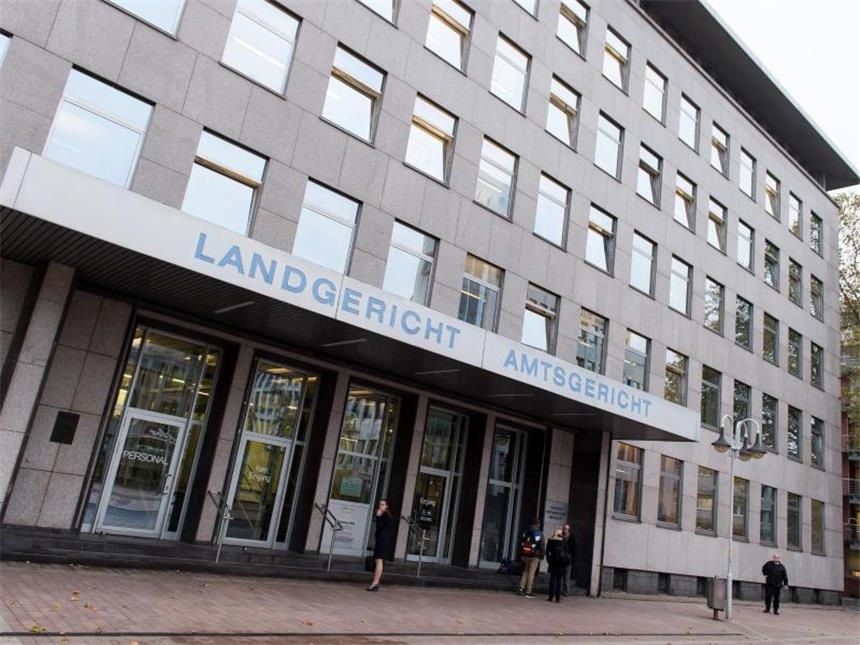 Schöffin eingeschlafen: Verhandlung abgebrochen Das Land- und Amtsgericht Bochum.