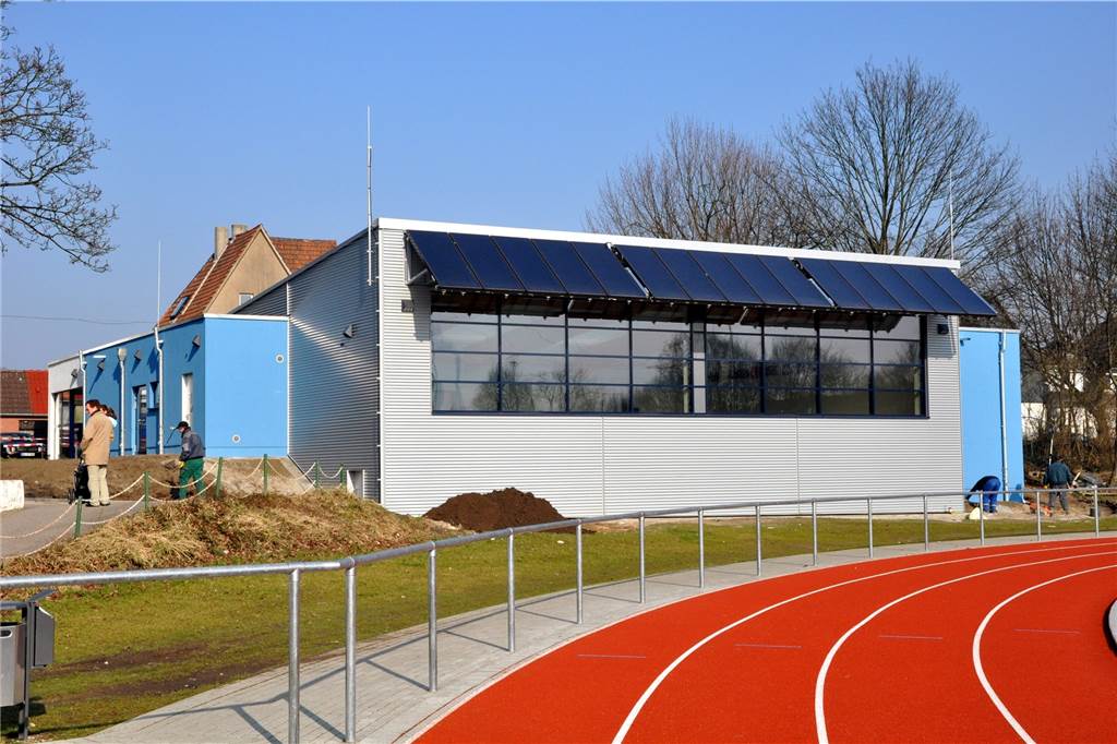 Stau beim Seepferdchen-Abzeichen: Warteliste für Kurse drei Mal so lang Das Lehrschwimmbecken in Ickern hatte im Herbst 2020 nur kurz auf – dann fiel eine Pumpe aus und alle Schwimmkurse mussten abgesagt werden.