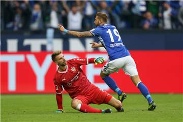 Das letzte Spiel des Jahres - aus Schalker Sicht - findet am Samstag vor Heiligabend in Stuttgart statt.