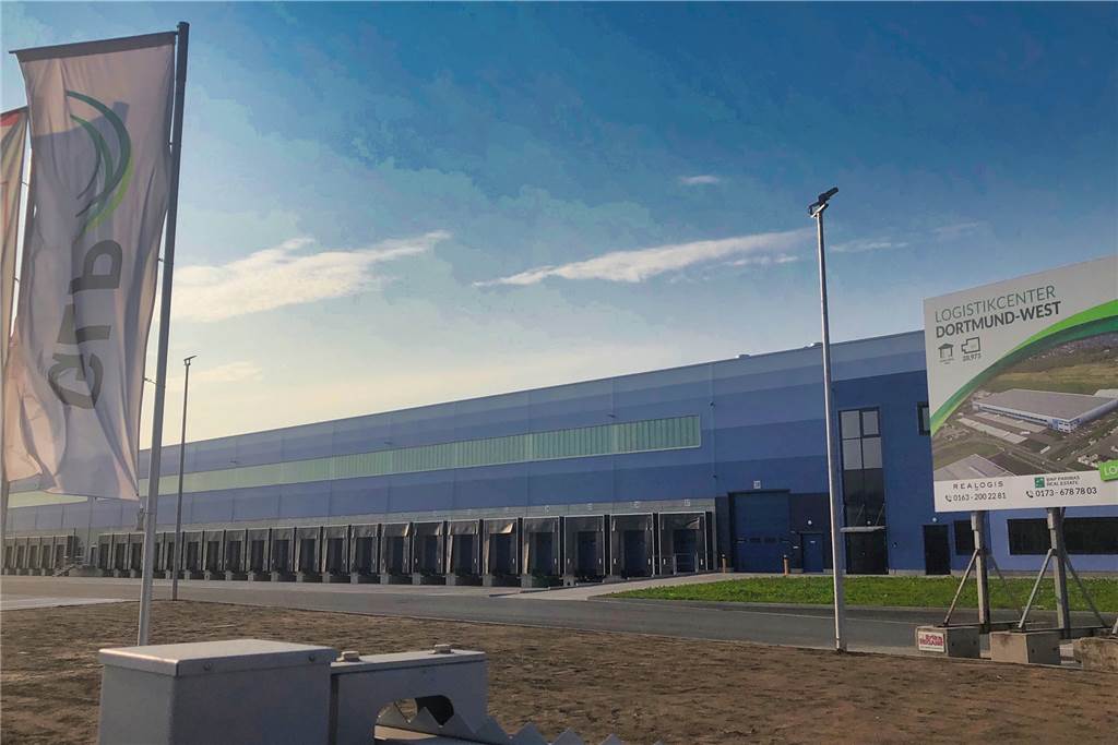 Das Logistikcenter Dortmund West am Deininghauser Weg ist betriebsbereit.