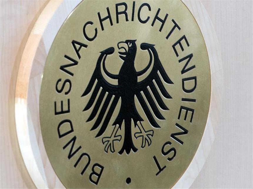 NSA-Obmann tritt ab: Geheimdienst weist Vorwürfe zurück Das Logo des Bundesnachrichtendienstes (BND). Foto: Soeren Stache/Illustration
