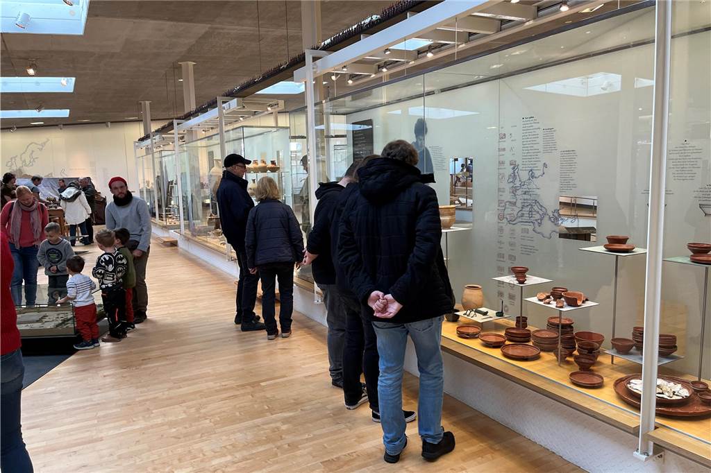Das Römermuseum feiert 30-jähriges Jubiläum: Mehr als 30 Fotos zum Durchklicken Das LWL-Römermuseum in Haltern lockte zum 30-jährigen Jubiläum zahlreiche Besucher mit Attraktionen und Ausstellungen an.