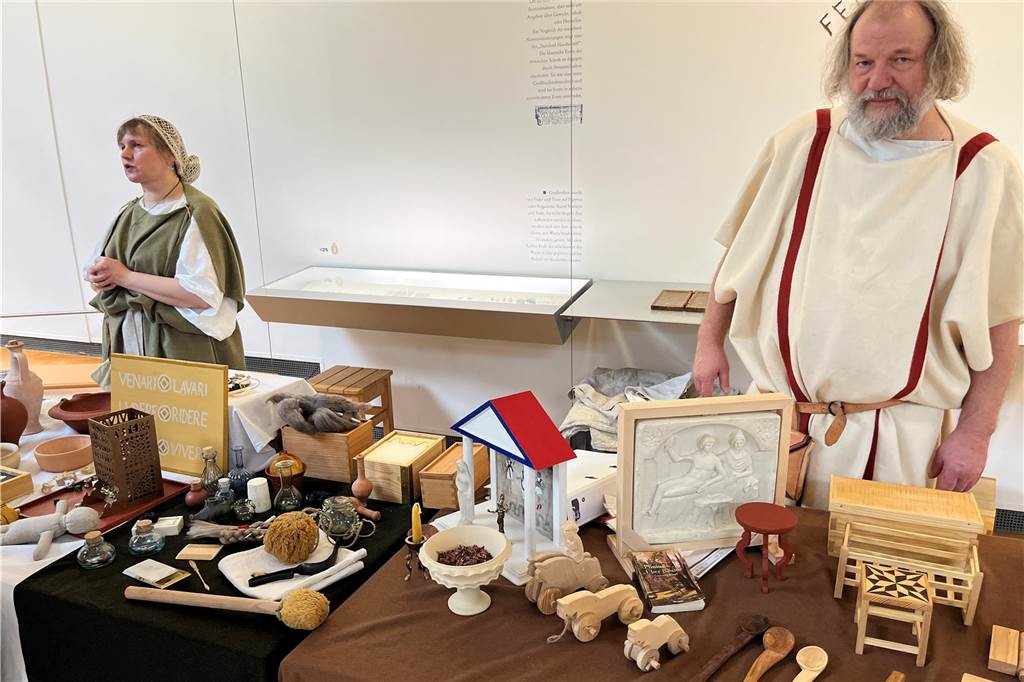 Das Römermuseum feiert 30-jähriges Jubiläum: Mehr als 30 Fotos zum Durchklicken Das LWL-Römermuseum in Haltern lockte zum 30-jährigen Jubiläum zahlreiche Besucher mit Attraktionen und Ausstellungen an.